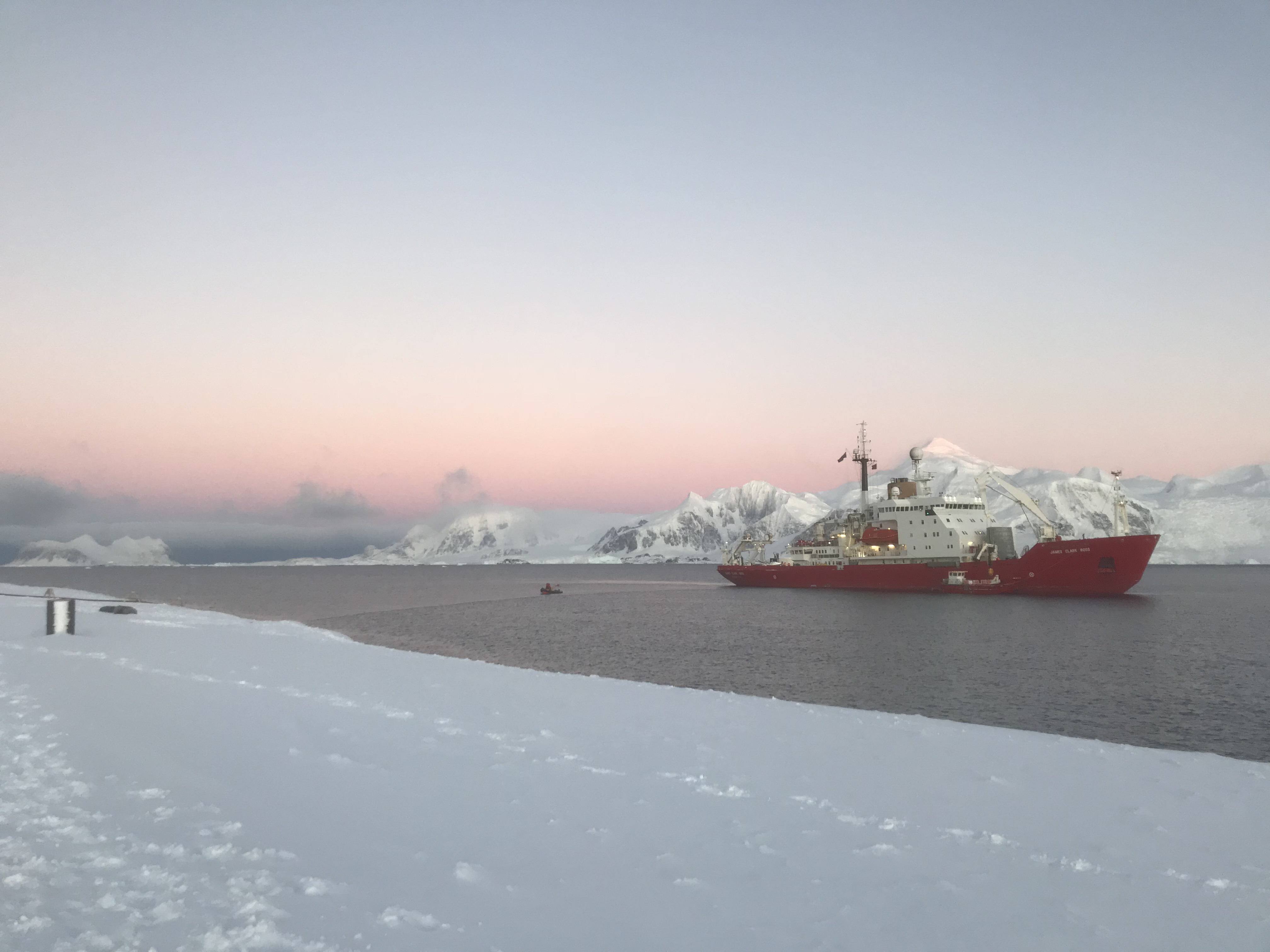 Research Vessel In The Antarctic Reaseheath College 